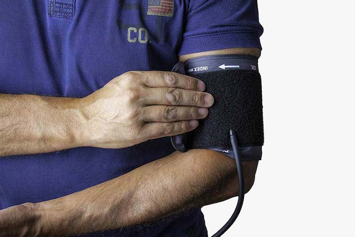 This image has an empty alt attribute; its file name is 10-medical-myths-that-can-affect-your-health-1.jpg
